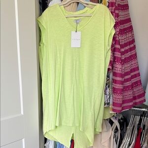 Edge Green Asymmetrical Tunic Cap Sleeve Top